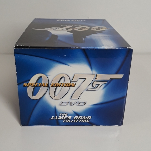 The James Bond 007 DVD Special Edition Collection (8 DVDS) - Picture 4 of 16